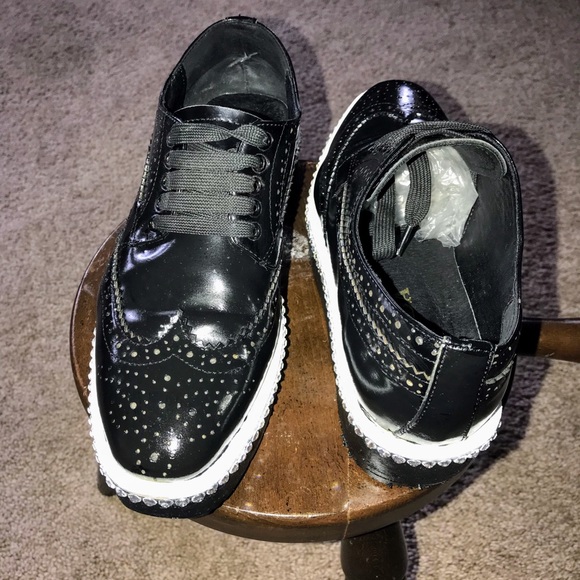 💘💘FINAL SALE⬇️⬇️💘💘EMBELLISHED WING TIP💘💘 - Picture 9 of 9